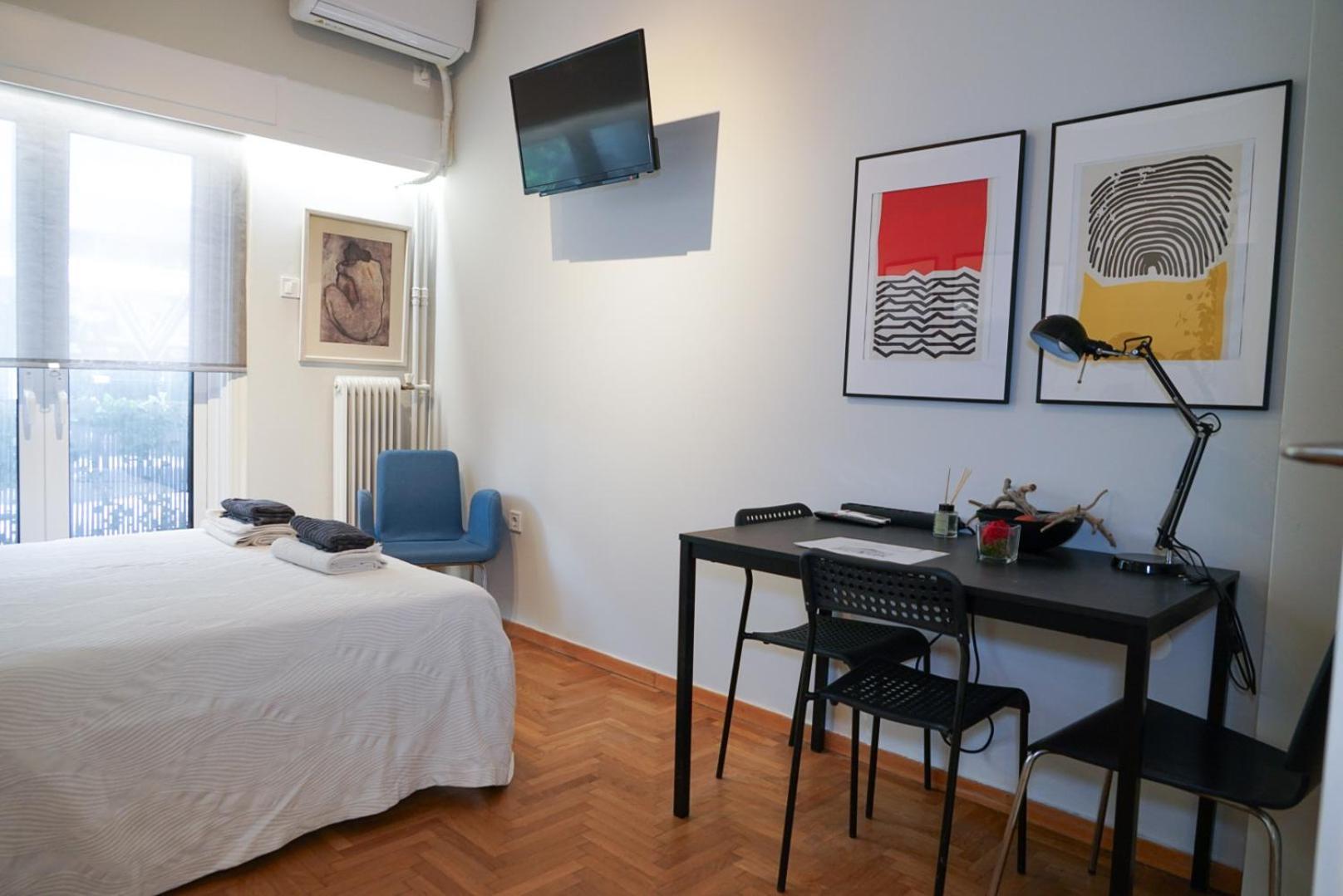 Comfy Studio Apartment Very Close To City Centre アテネ エクステリア 写真